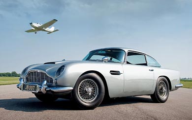 1964 Aston Martin DB5 wallpaper thumbnail.