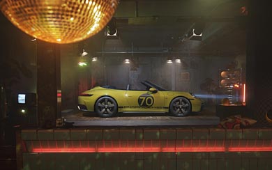 2025 Porsche 911 Spirit 70 Edition wallpaper thumbnail.