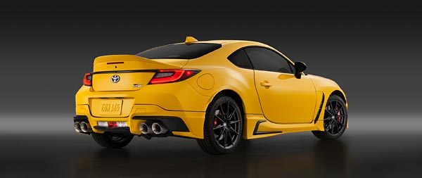 2026 Toyota GR 86 Yuzu Edition super ultrawide wallpaper thumbnail.